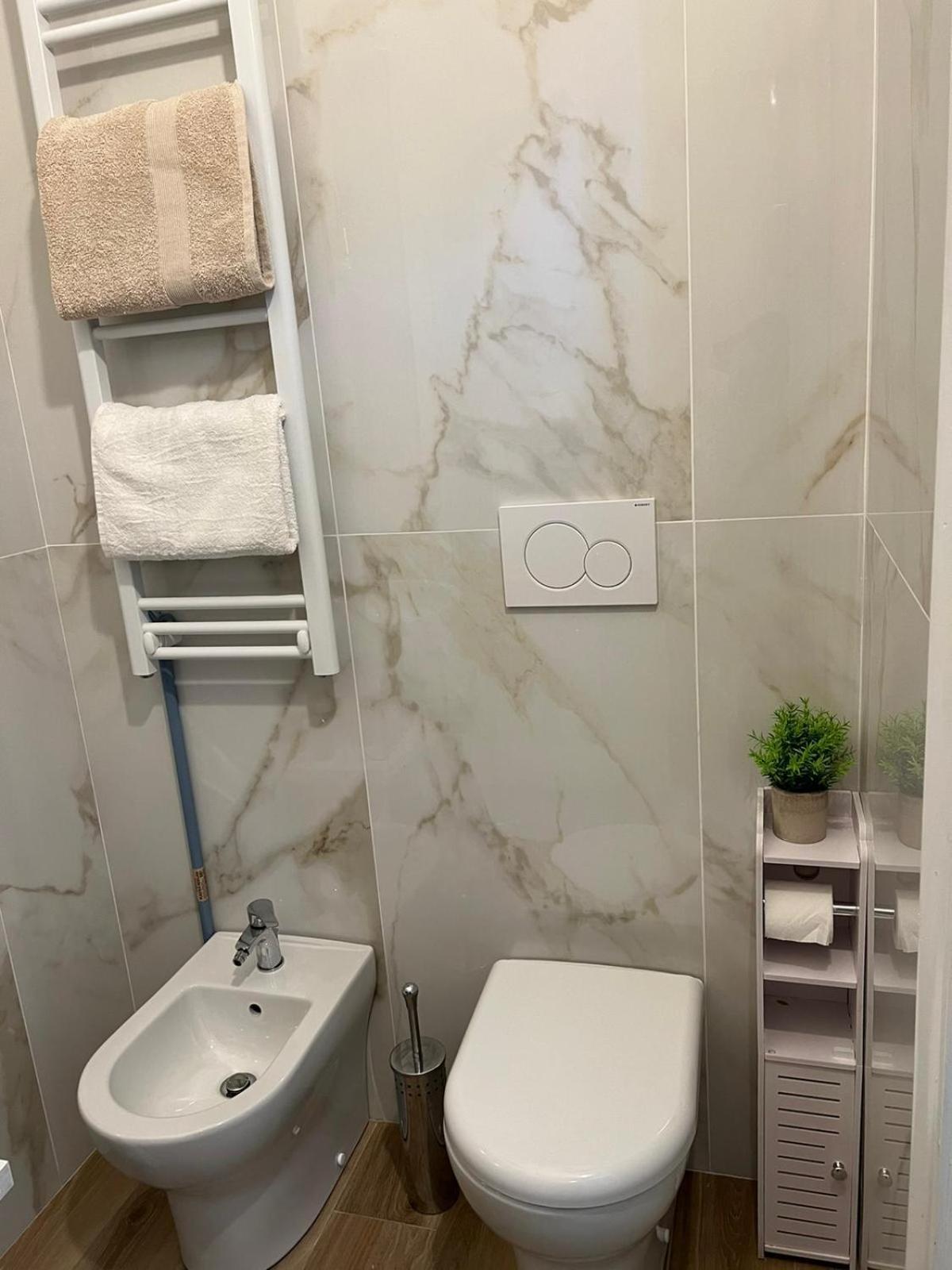 Fior Di Loto Suite - Antonelli Turin Bagian luar foto